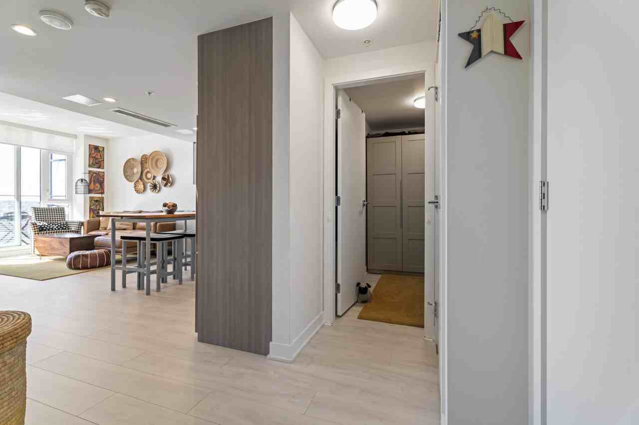 1401 Hunter Street - Photo 3 of 19