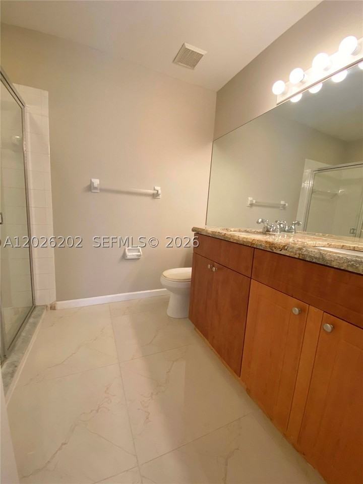 487 Se 20th Dr - Photo 7 of 11