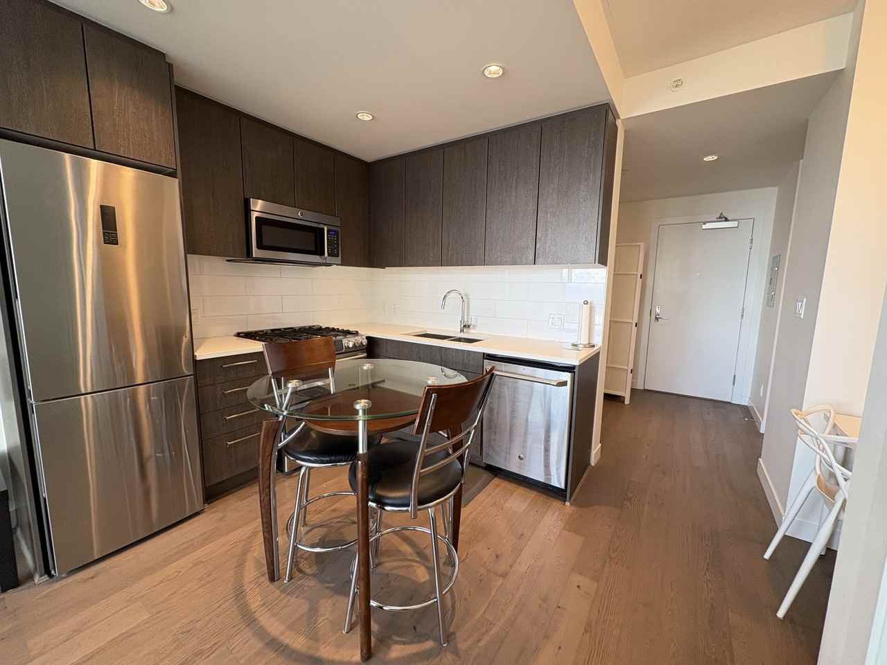 9060 University Crescent - Photo 6 of 12