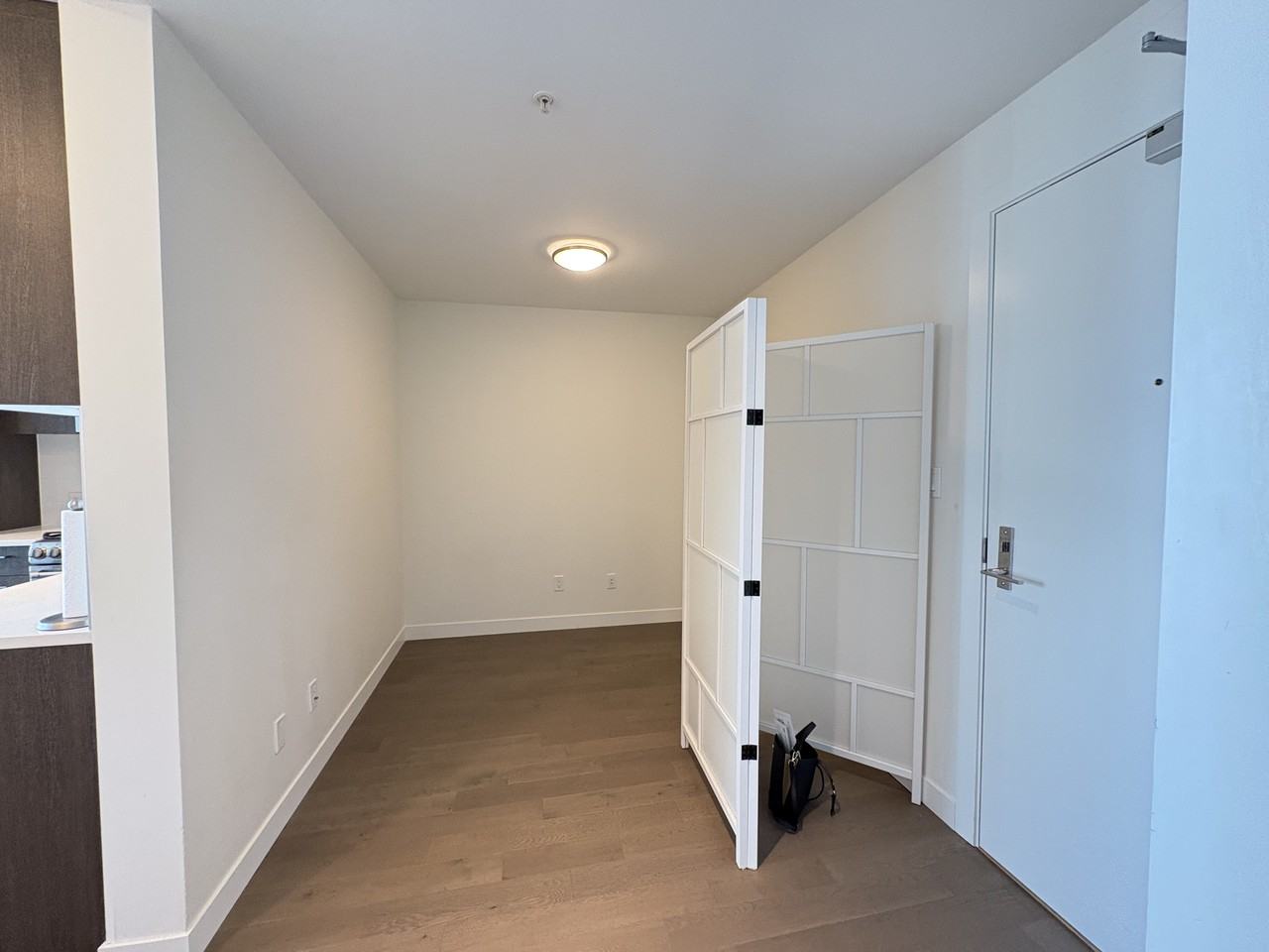 9060 University Crescent - Photo 7 of 12