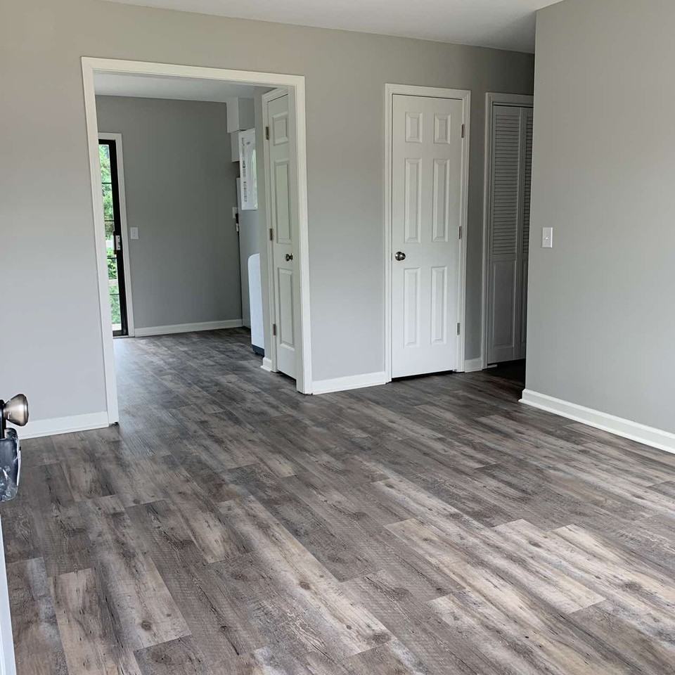 121 Se 235th Rd #2 - Photo 2 of 10