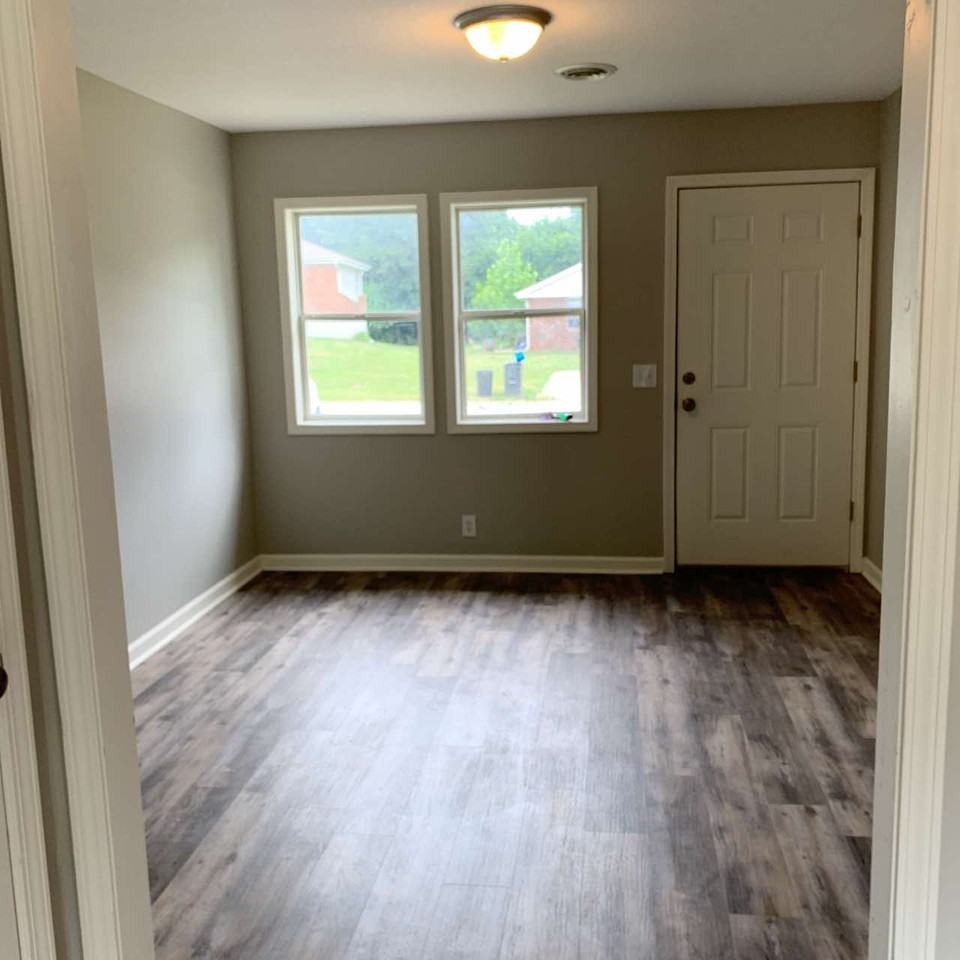 121 Se 235th Rd #2 - Photo 3 of 10