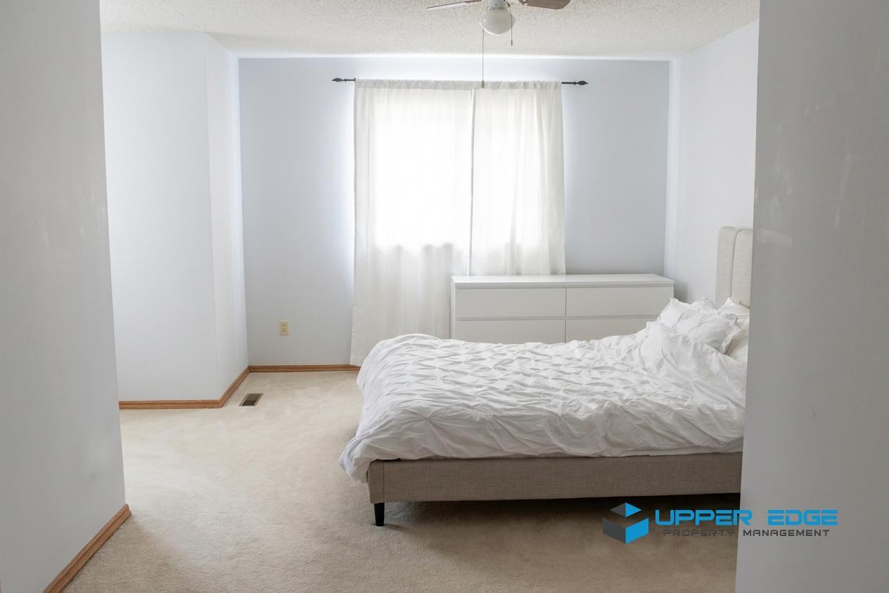 185 Easy Street - Photo 4 of 11