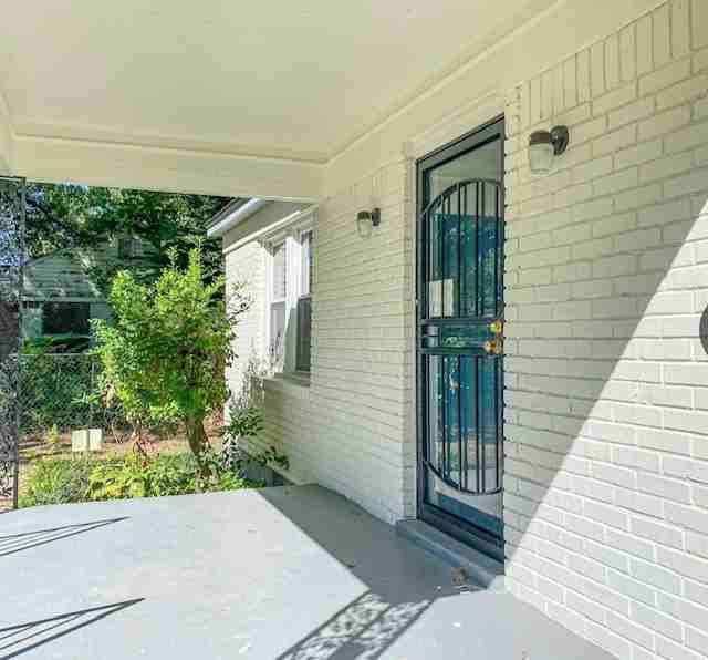 1654 E Mclemore Ave #1 - Photo 2 of 9