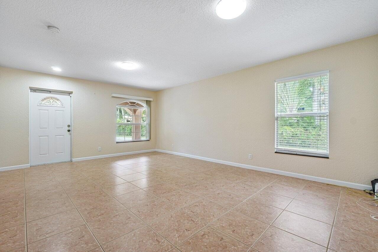5592 1st Rd - Photo 6 of 22