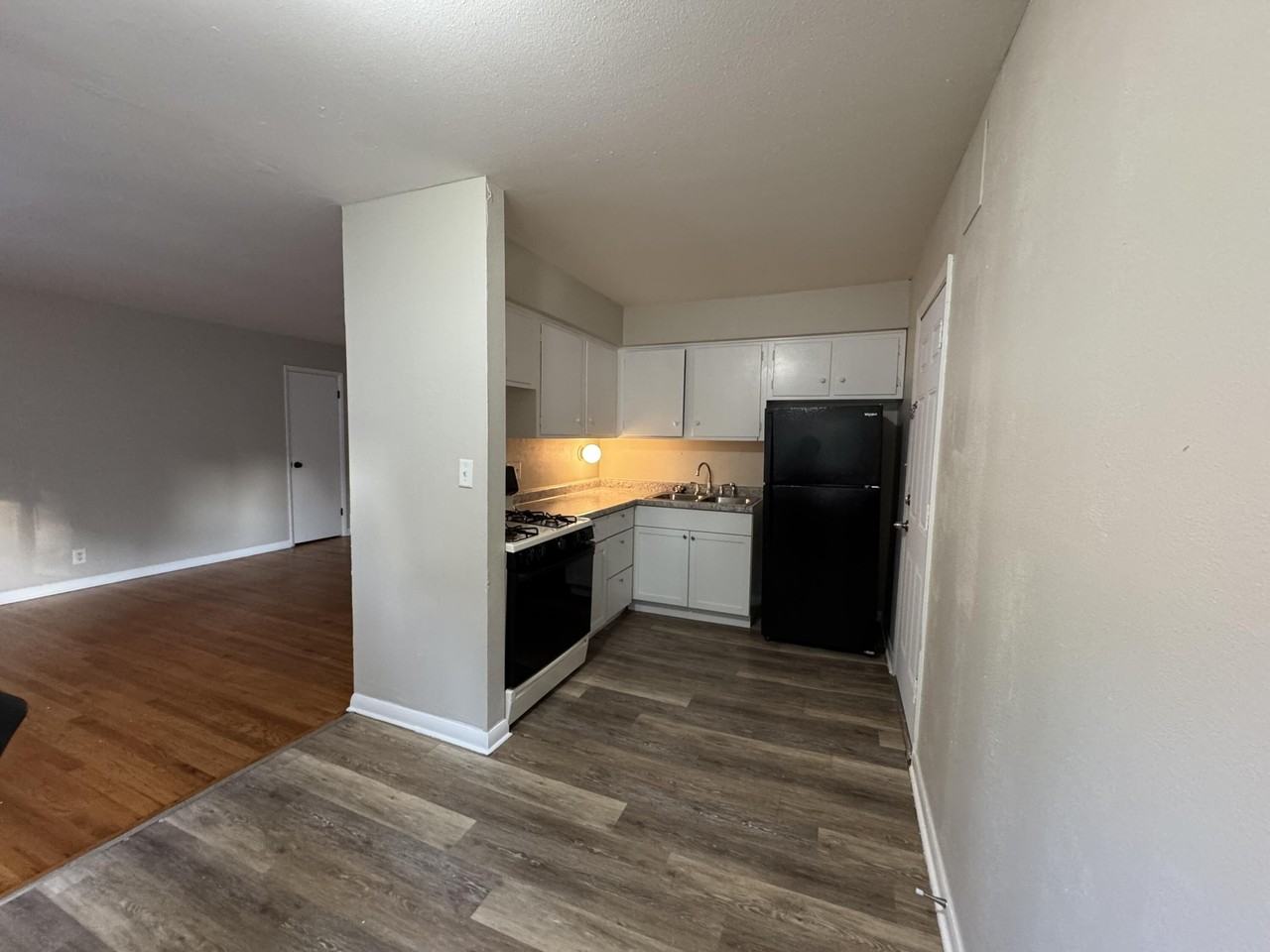 9335 W Sheridan Ave #2 - Photo 5 of 20
