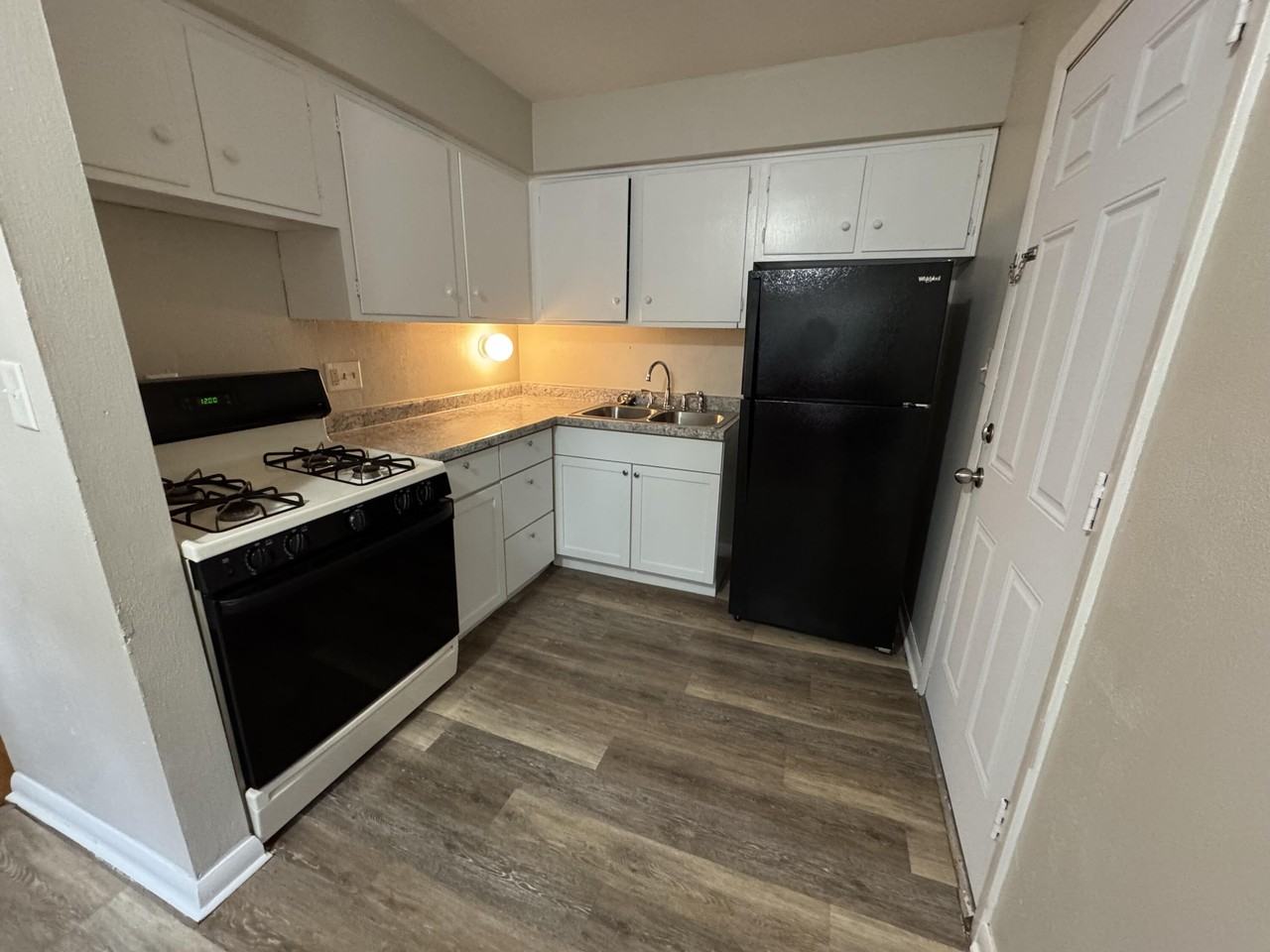 9335 W Sheridan Ave #2 - Photo 6 of 20