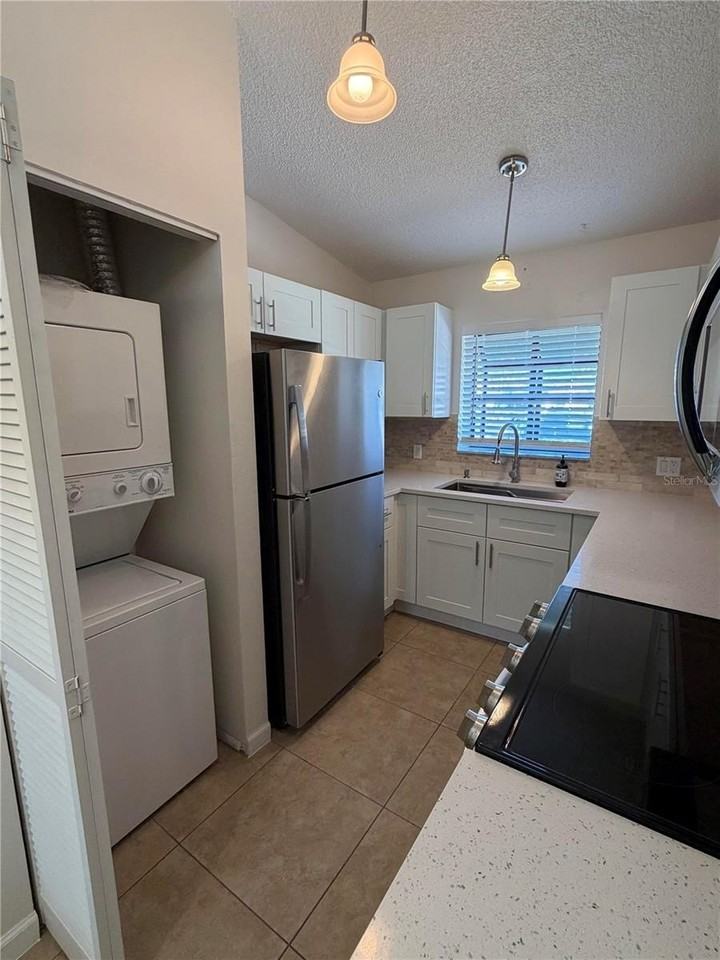 2926 63rd St W - Photo 5 of 20