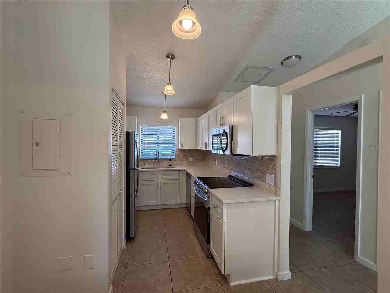 2926 63rd St W - Photo 6 of 20