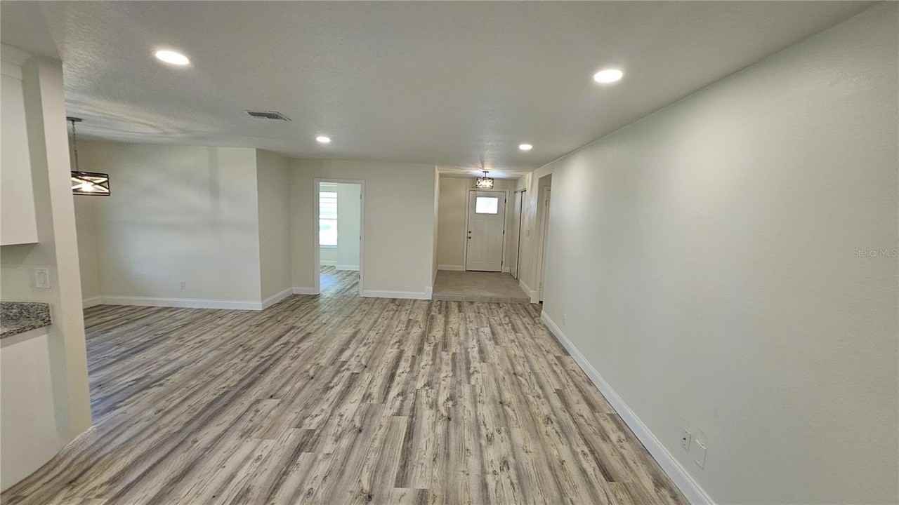 37 Cooper Ln - Photo 7 of 15
