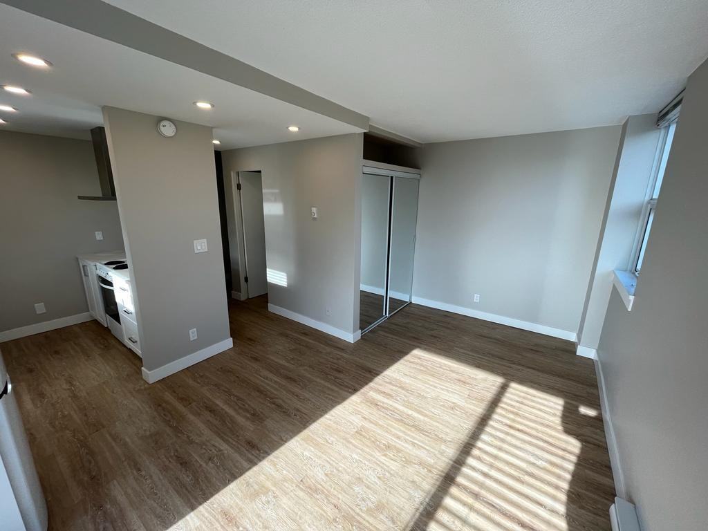 30 East 10th Avenue #407 - Photo 7 of 17