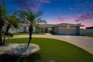 featured image of 1492 Sea Gull Dr S