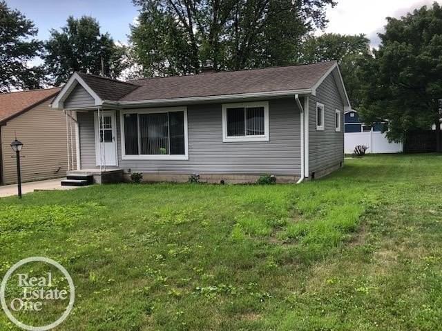 50799 Holt St - Photo 2 of 23
