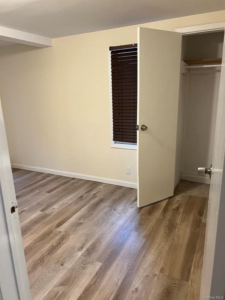 8 E Lyons St - Photo 2 of 7