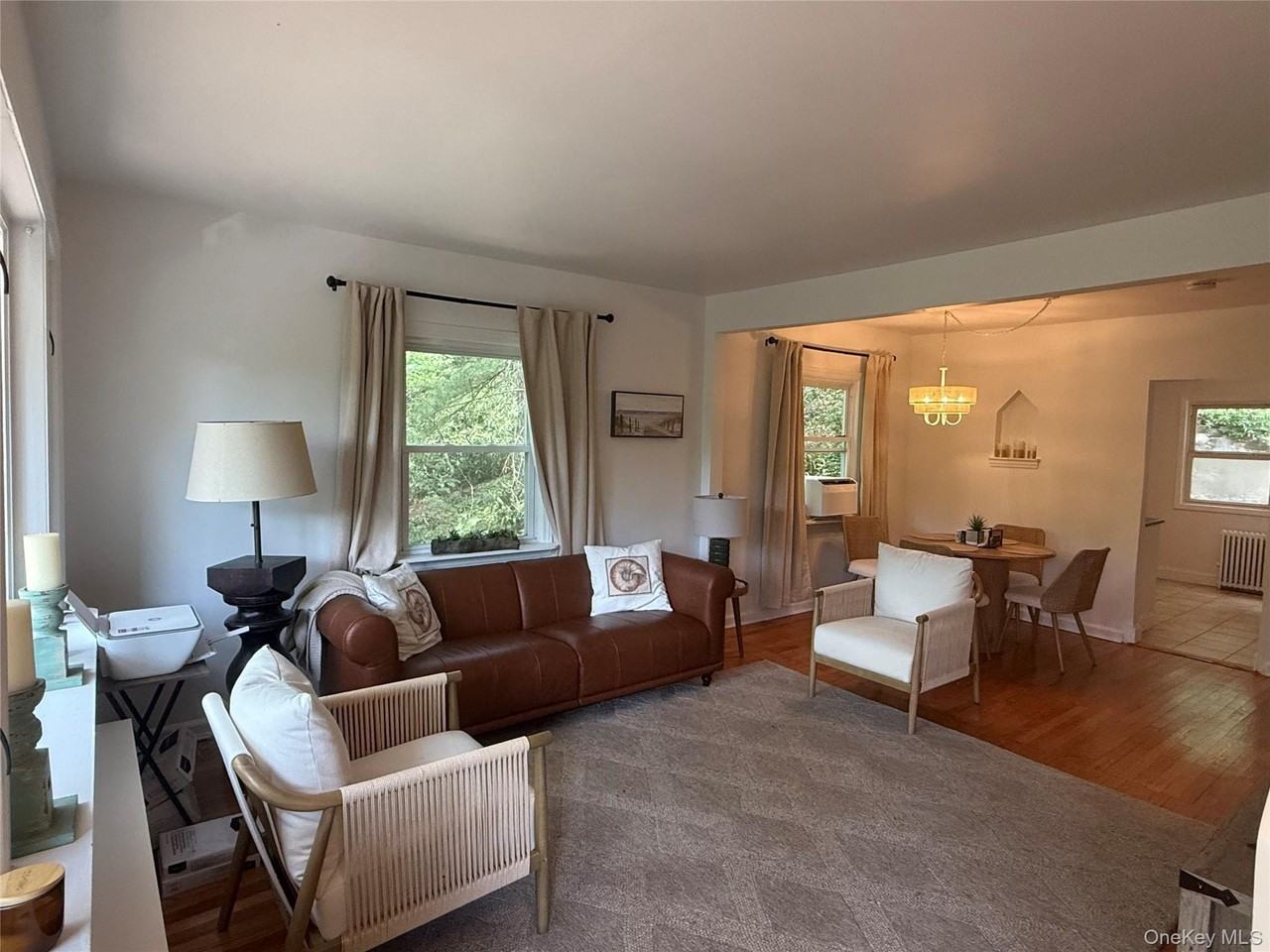19 Cotswold Dr - Photo 3 of 20