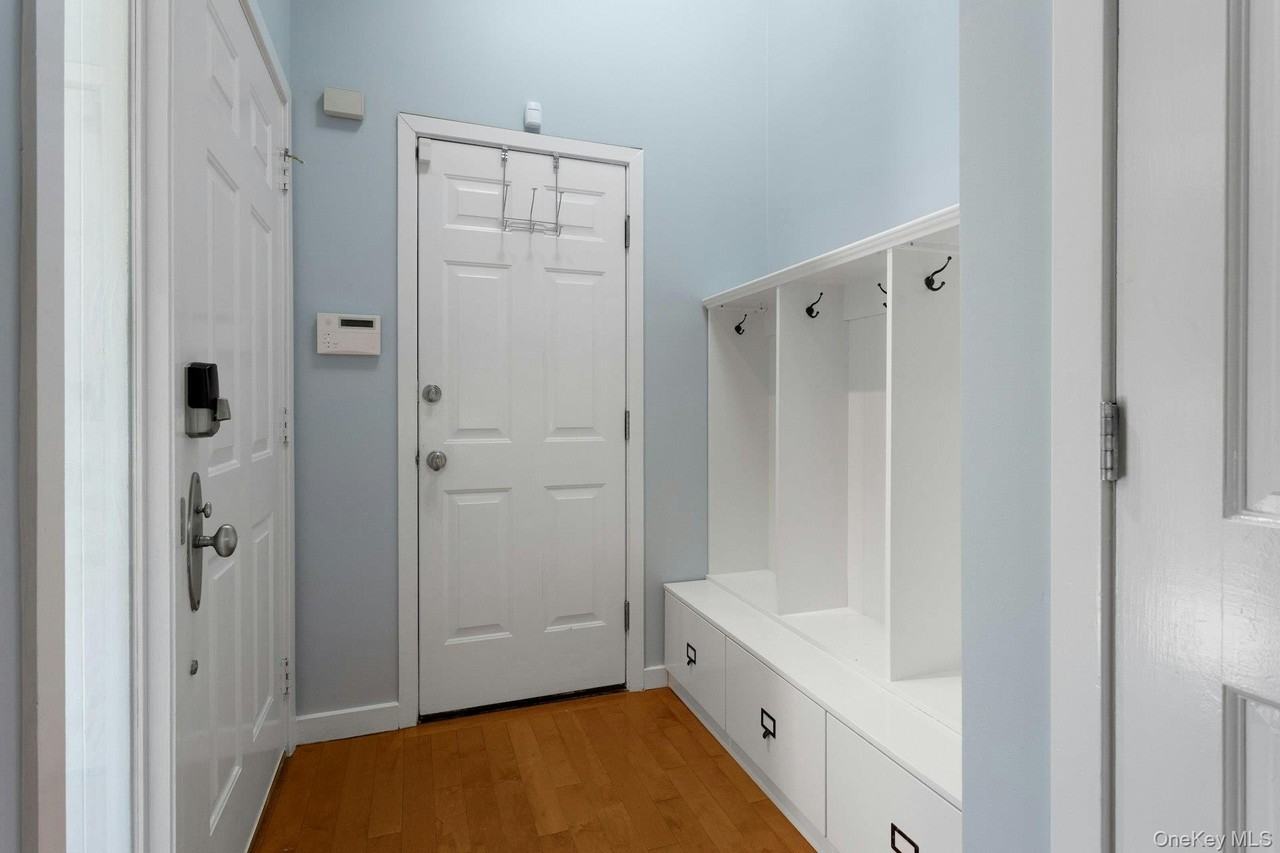 102 Boulder Ridge Rd - Photo 5 of 32