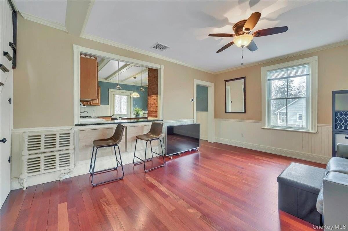 49 Clinton St #1 - Photo 5 of 24