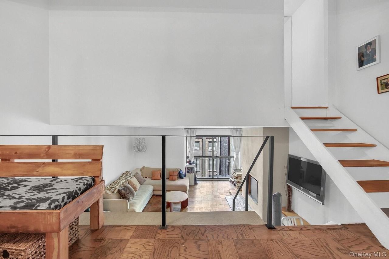 7 E 35th St #10F - Photo 5 of 10