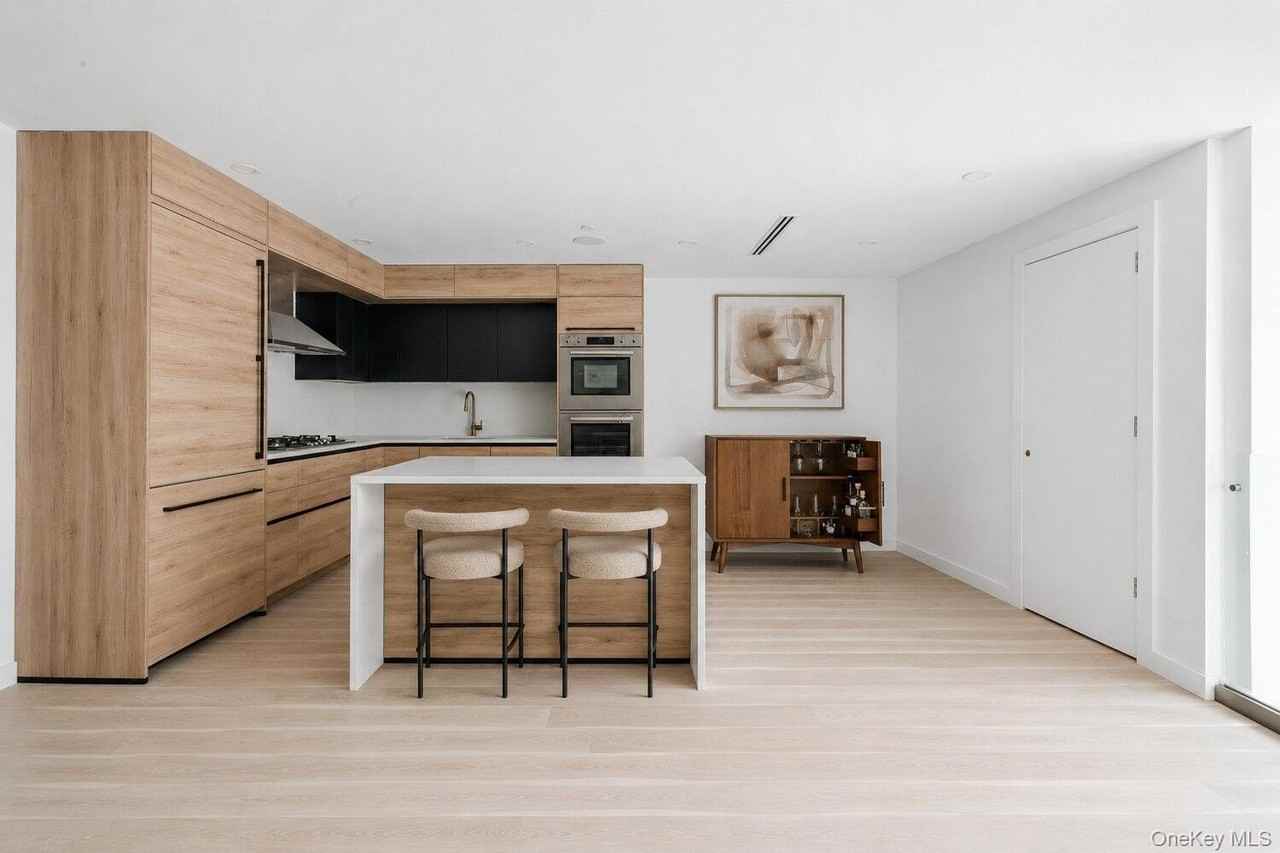 144 Freeman St #1 - Photo 3 of 12