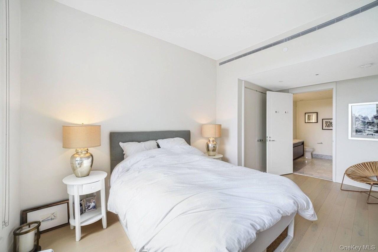 550 Vanderbilt Ave #1403 - Photo 4 of 10