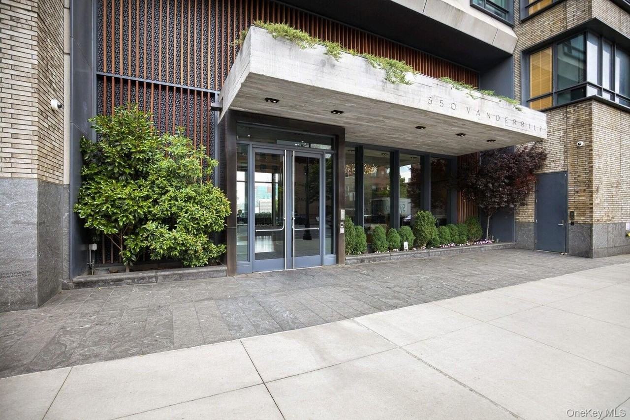 550 Vanderbilt Ave #1403 - Photo 7 of 10