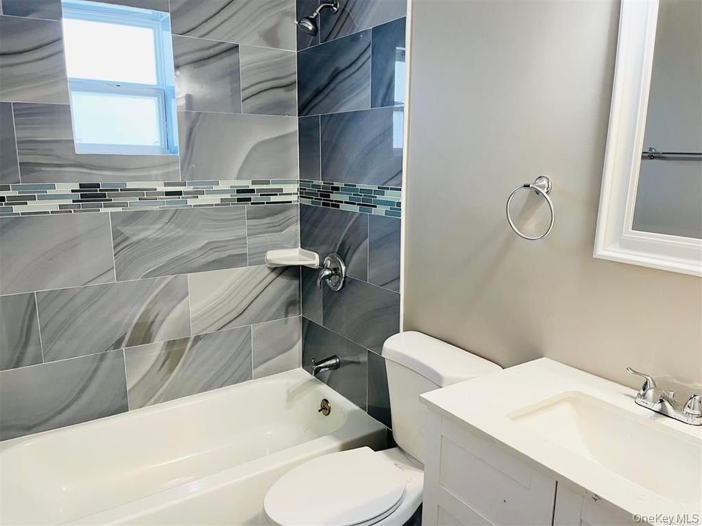 11 Grant Ave - Photo 6 of 9