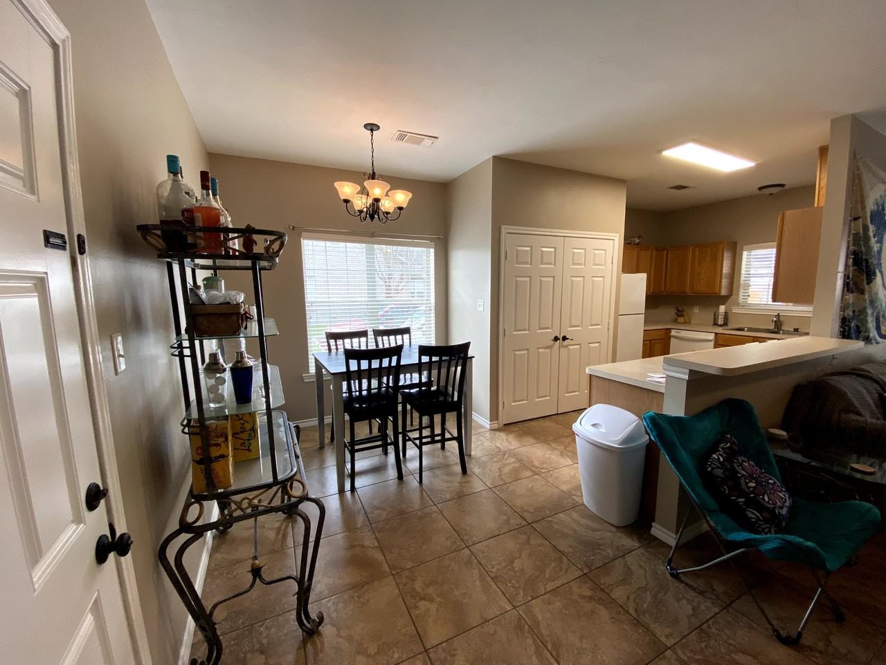 1127 Welsh Ave - Photo 5 of 21