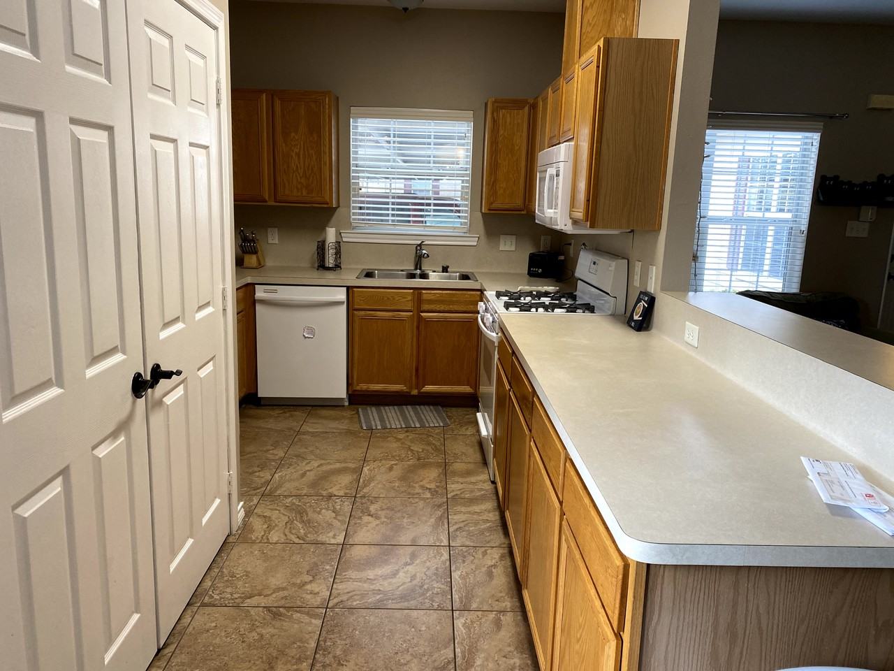 1127 Welsh Ave - Photo 6 of 21