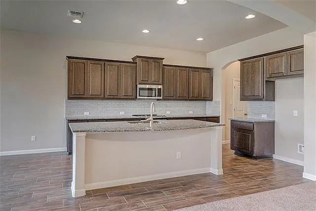 20008 Navarre Ter - Photo 2 of 4