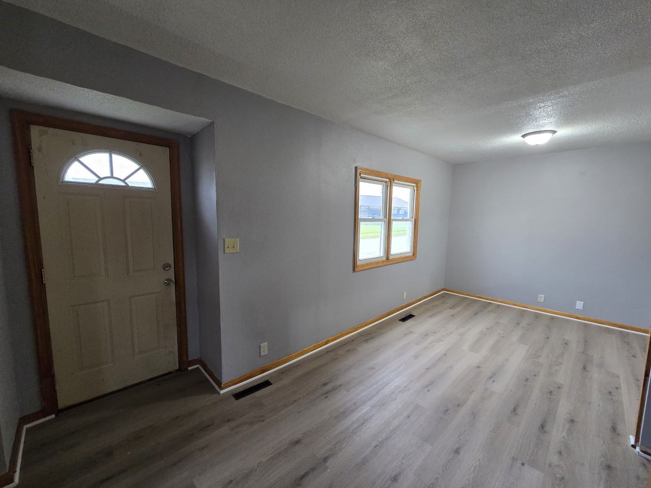 301 Rath St #1 - Photo 5 of 23