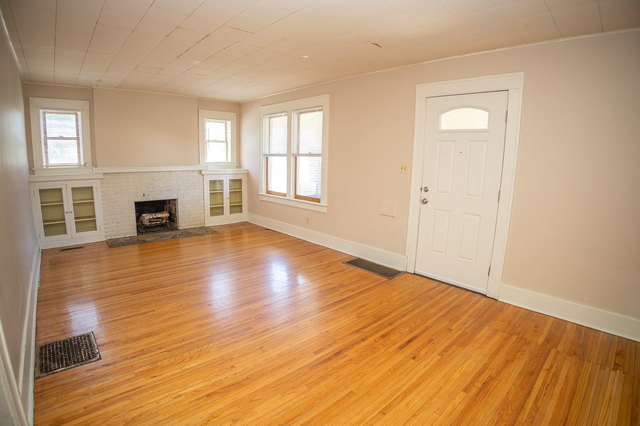 929 E Dunklin St #A - Photo 6 of 20