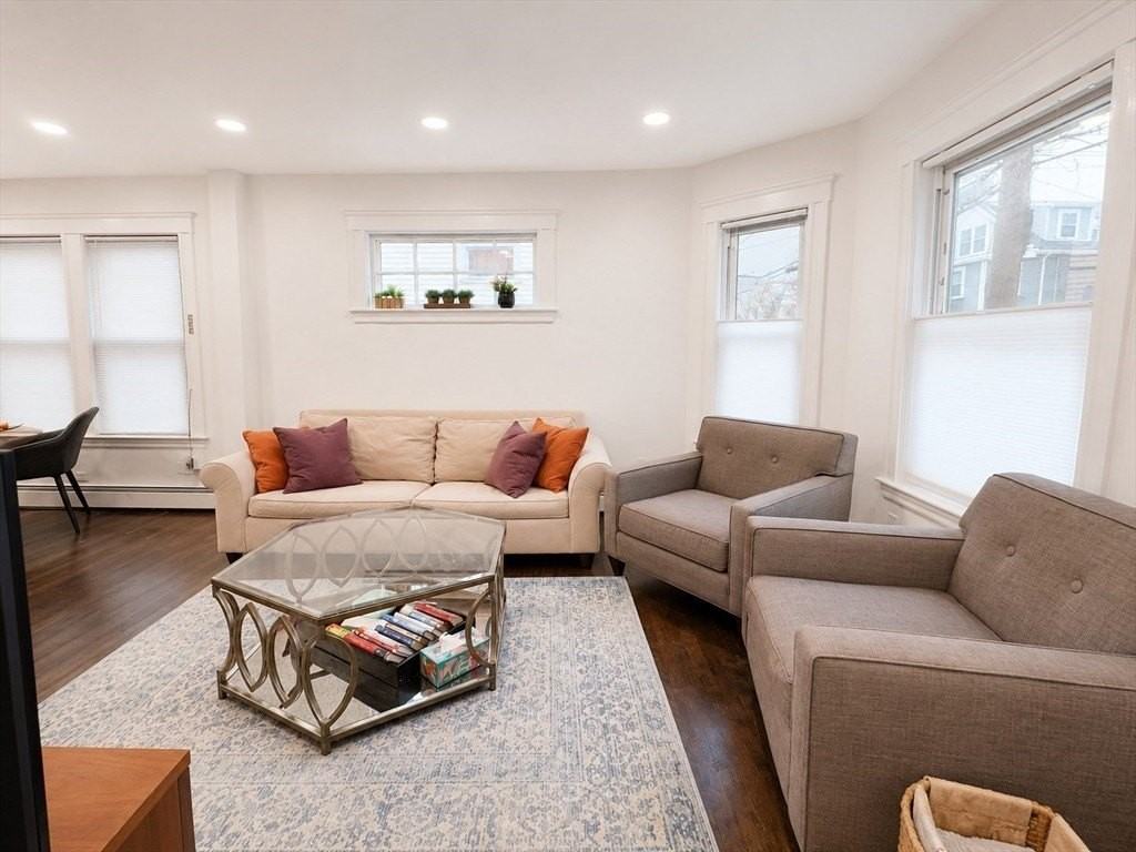 8 Rose St #8 - Photo 5 of 13