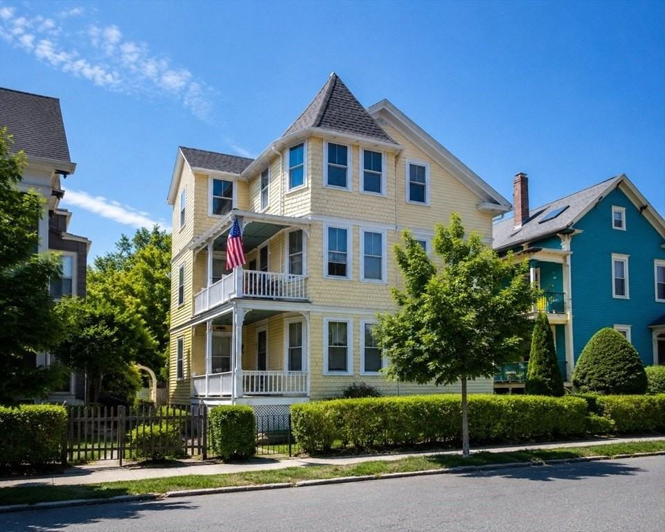 31 Forrester St #1