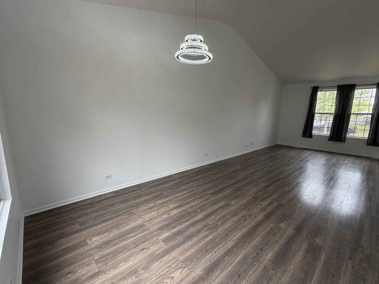 2354 Nantucket Ln - Photo 7 of 46