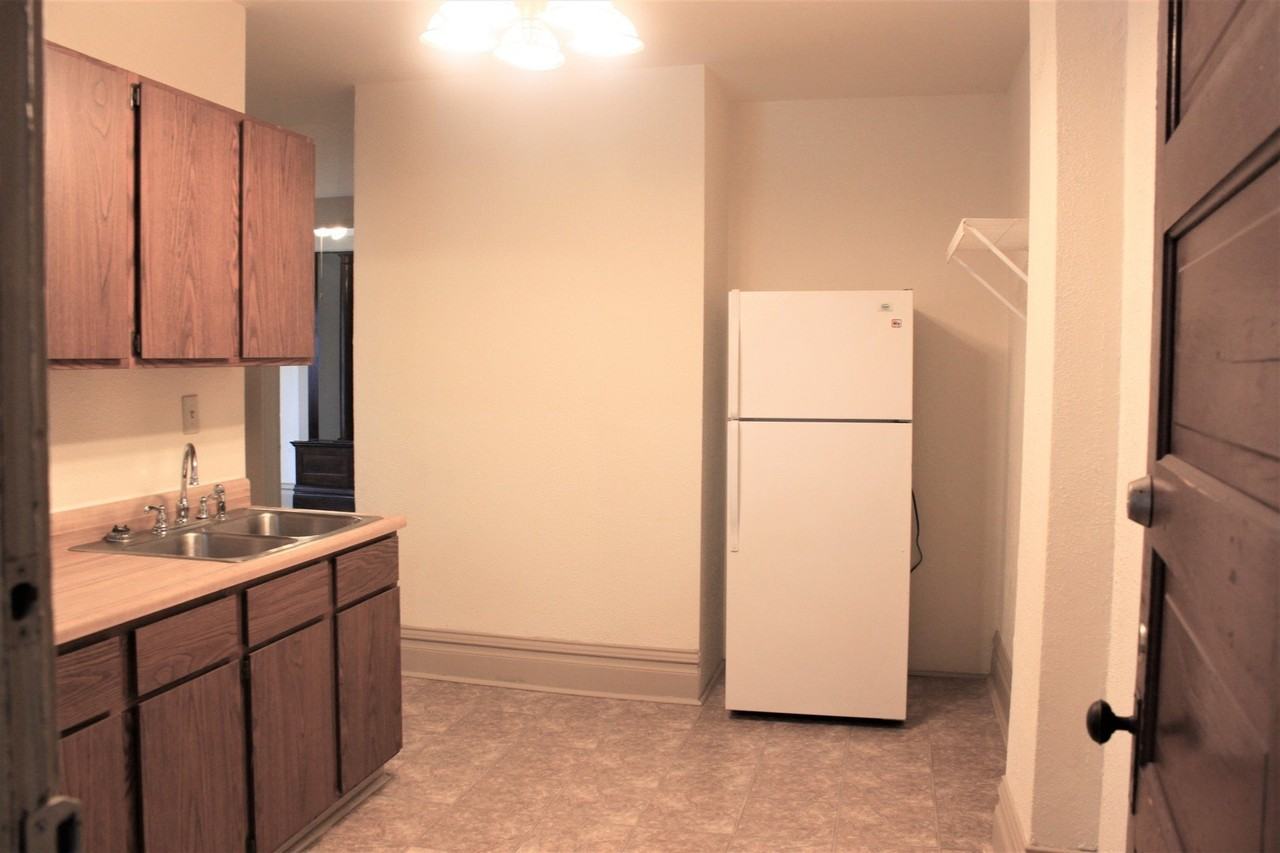 219 Grove St #219 - Photo 7 of 10