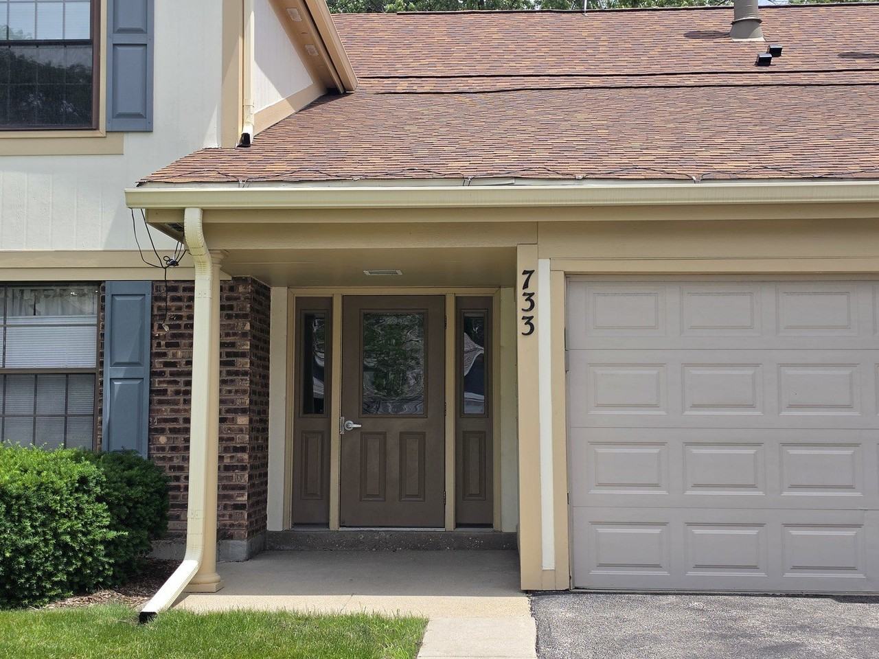 733 Plum Tree Ct #C2 - Photo 2 of 25