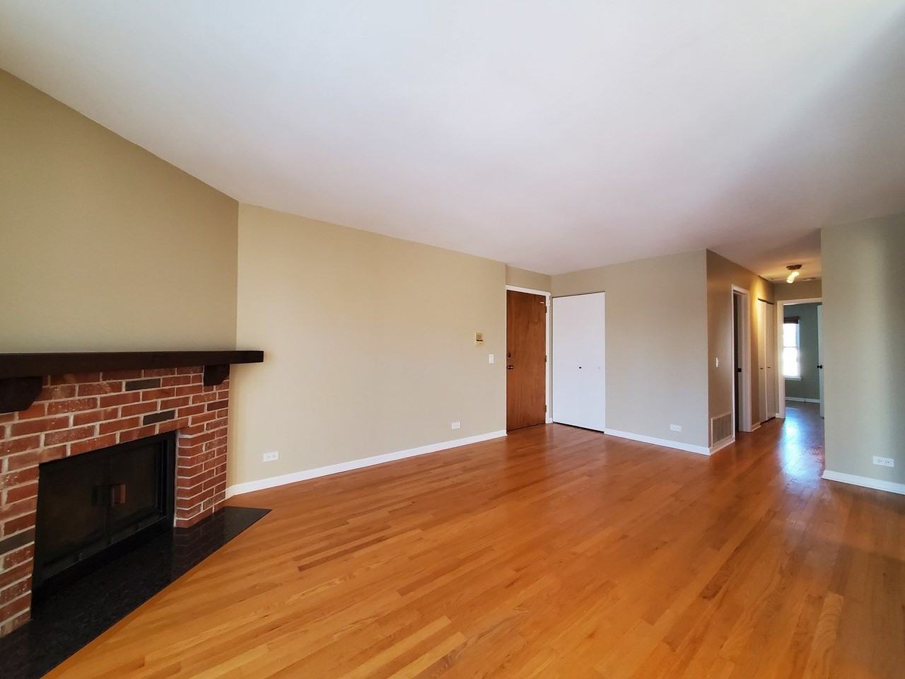 733 Plum Tree Ct #C2 - Photo 4 of 25