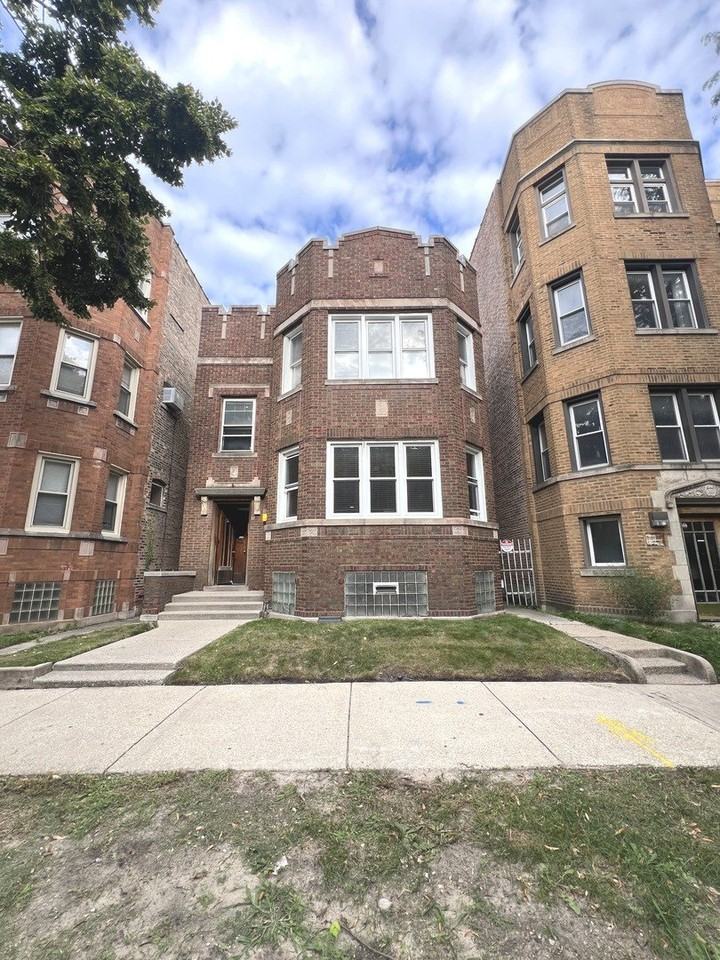 6937 S Merrill Ave #1 - Photo 2 of 18
