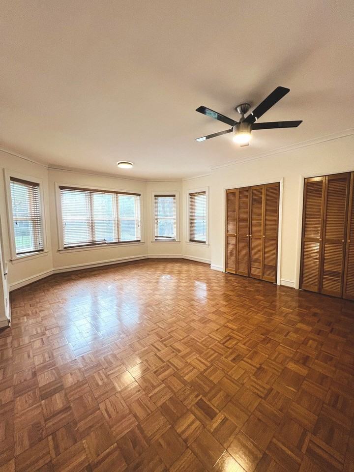 6937 S Merrill Ave #1 - Photo 4 of 18