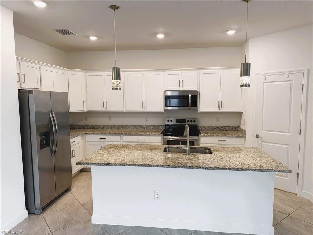 13856 Pine Lodge Ln - Photo 6 of 35