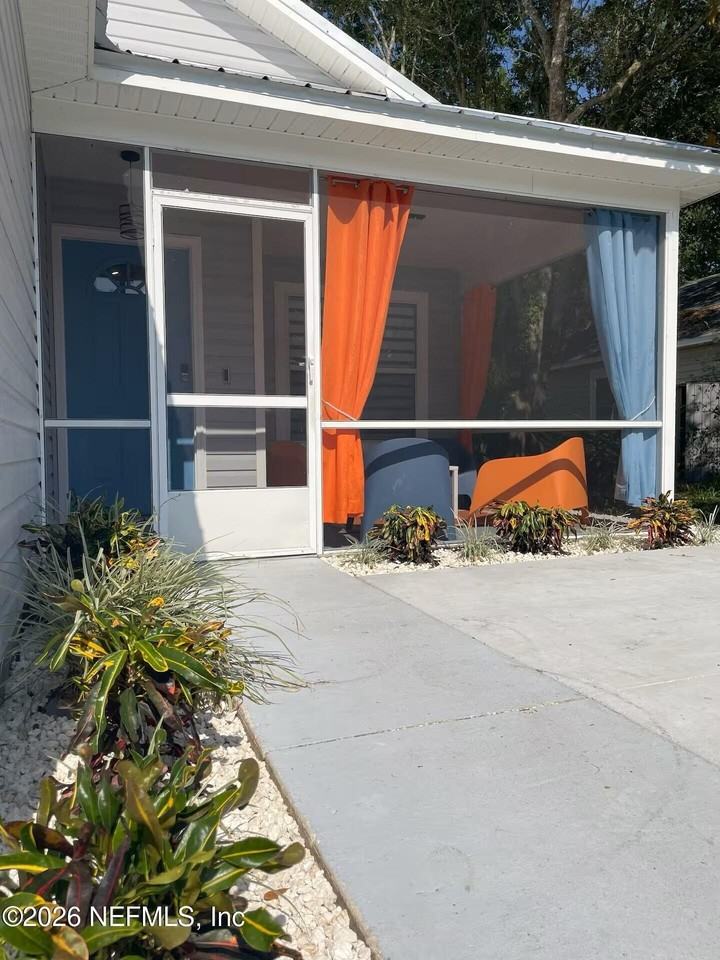 232 Nesmith Ave - Photo 4 of 48
