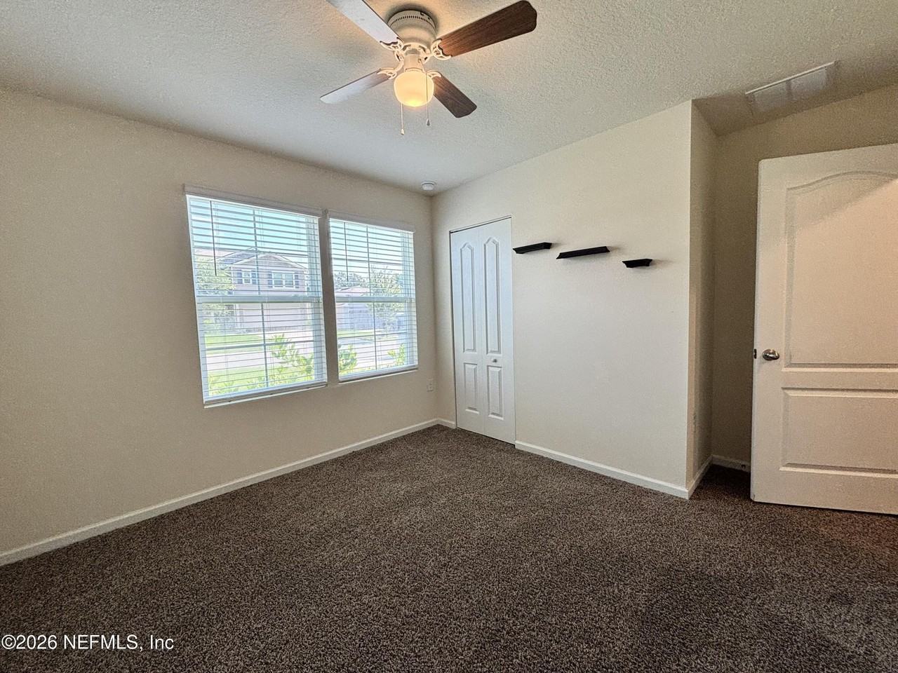 2270 Willow Springs Dr - Photo 7 of 33