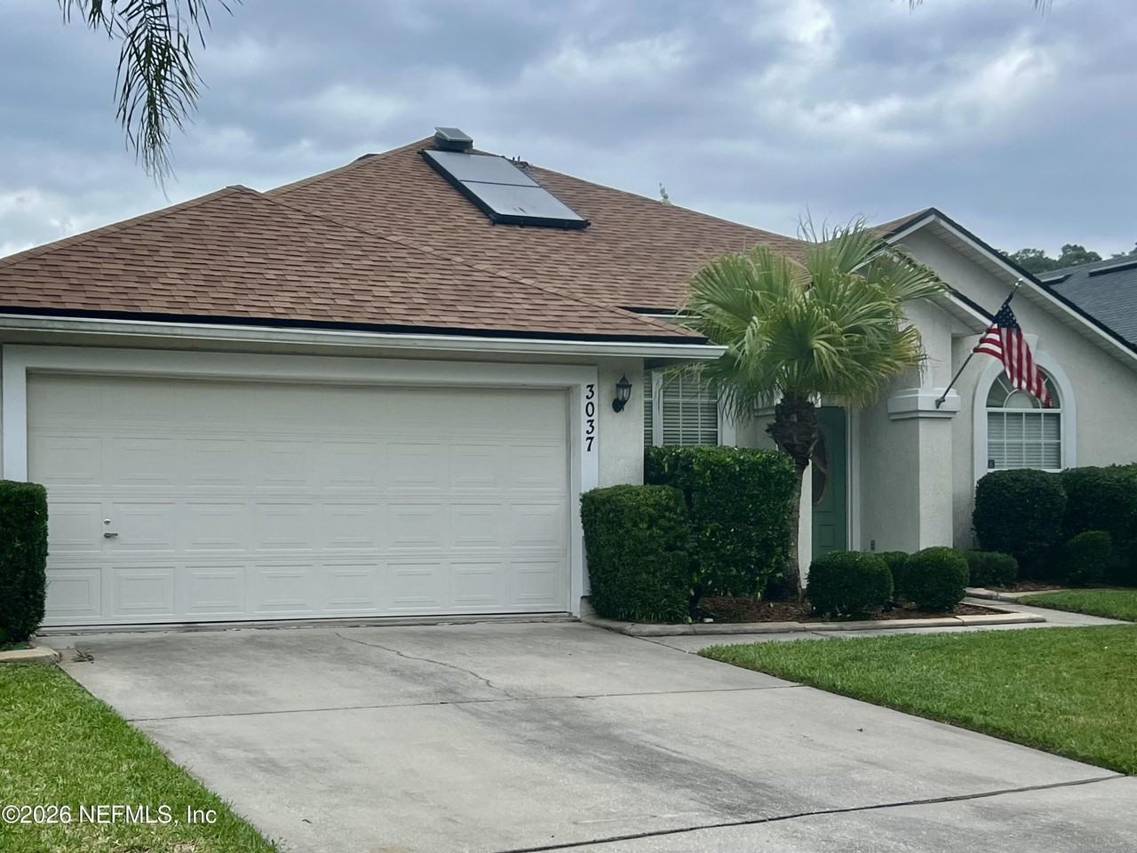 3037 Captiva Bluff Cir - Photo 2 of 37