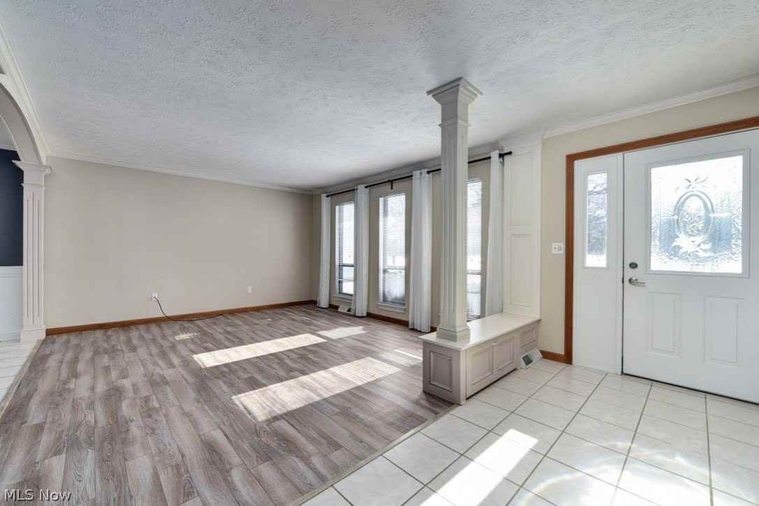 13286 Boston Rd - Photo 2 of 31