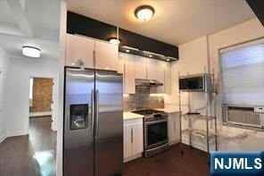 228 Maple St #2 - Photo 3 of 26