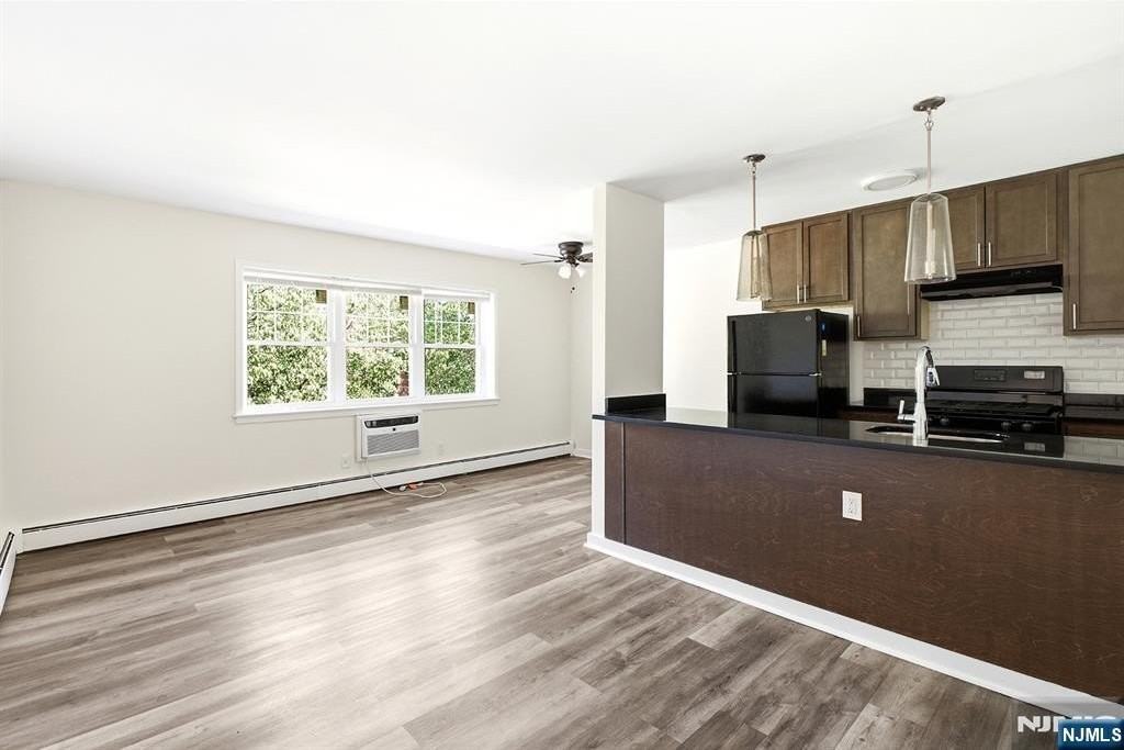 138 Clinton Pl #7E - Photo 5 of 14