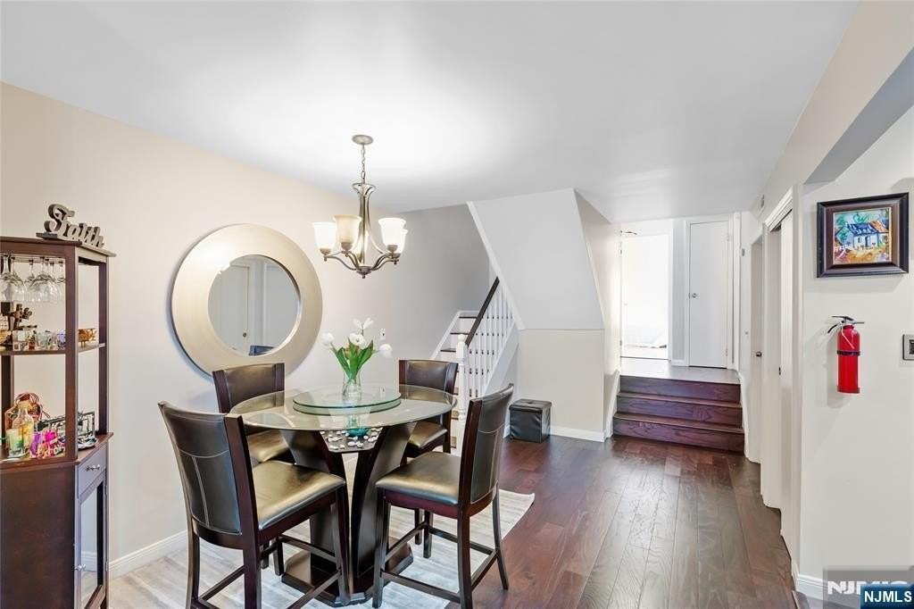 6405 Liberty Ave #5J - Photo 4 of 18