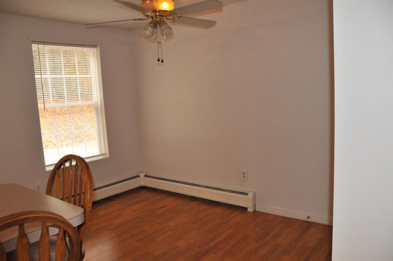 147 Highrock Rd #A - Photo 7 of 26