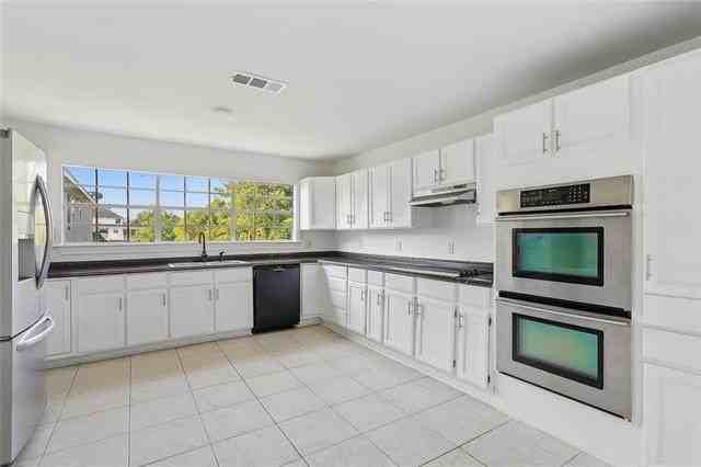 203 Nunez Rd - Photo 6 of 16