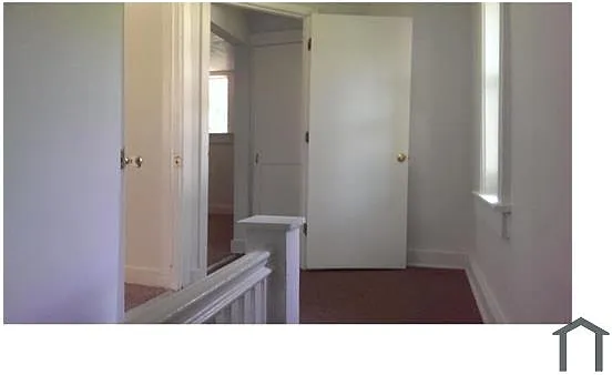 2851 Lyndhurst Ave - Photo 3 of 12